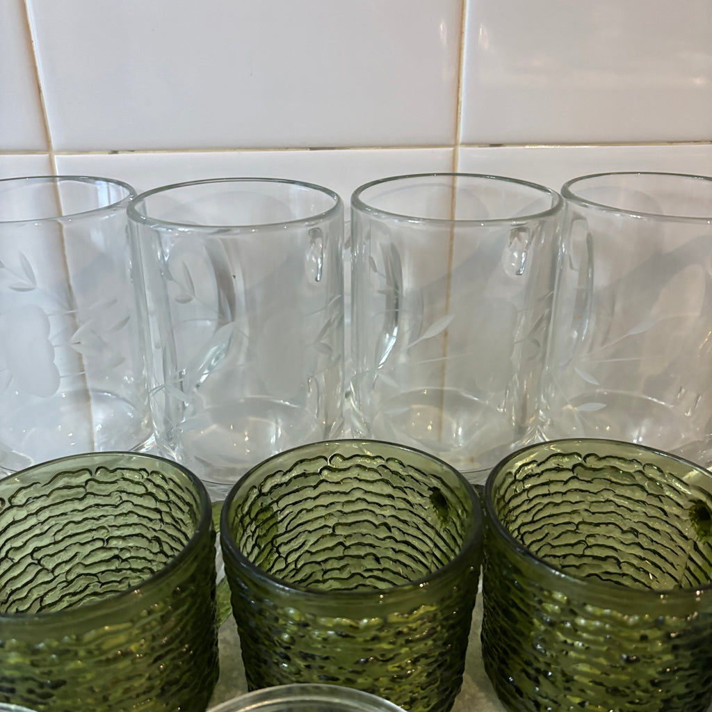 Y113 Vintage Glassware Grouping (Anchor Hocking and more)