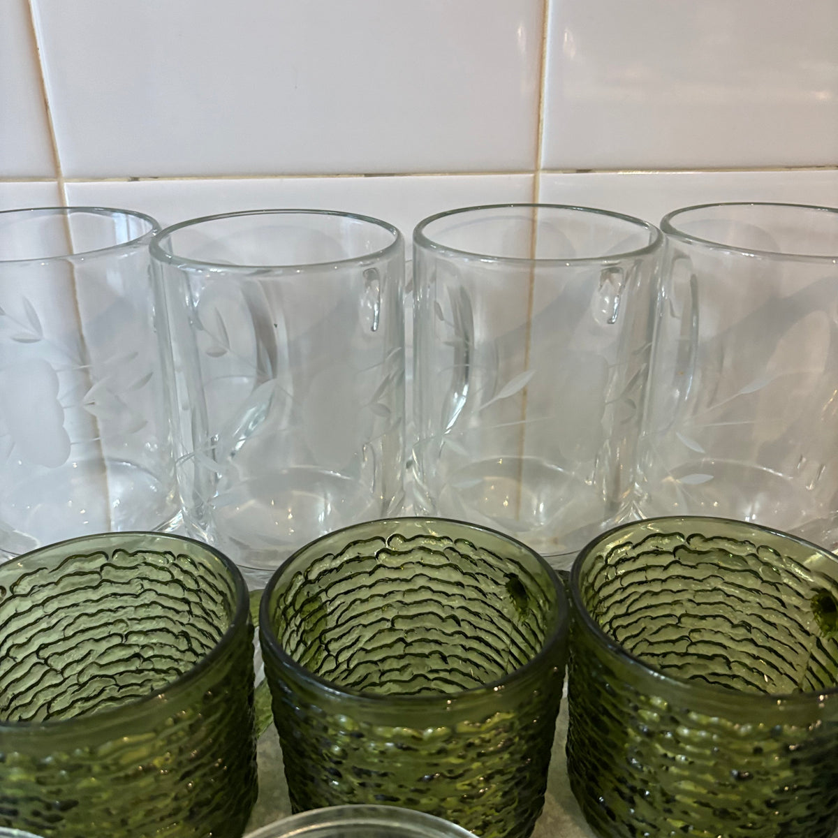 Y113 Vintage Glassware Grouping (Anchor Hocking and more)