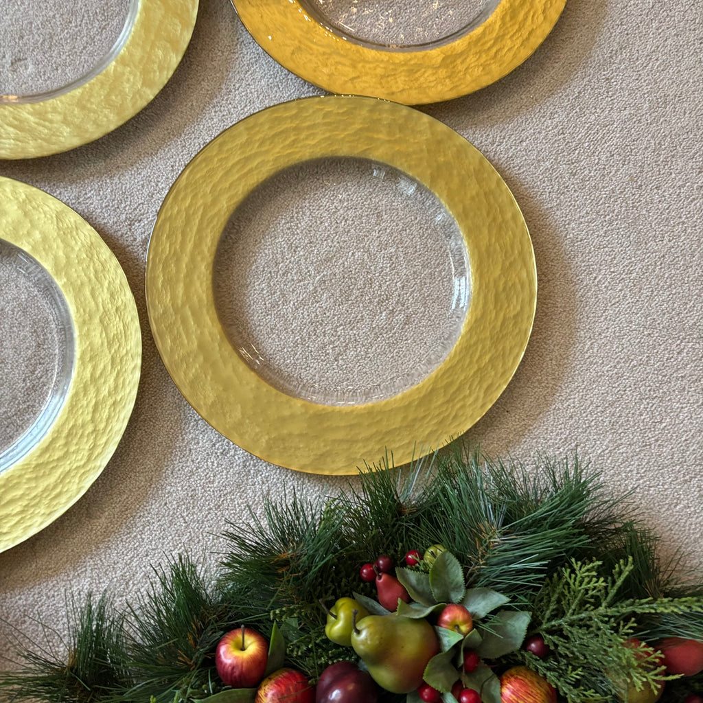 Y119 Holiday decor grouping (glass chargers and more)