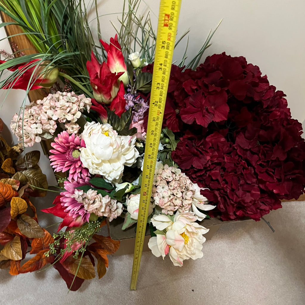 Y322 Faux Floral Grouping