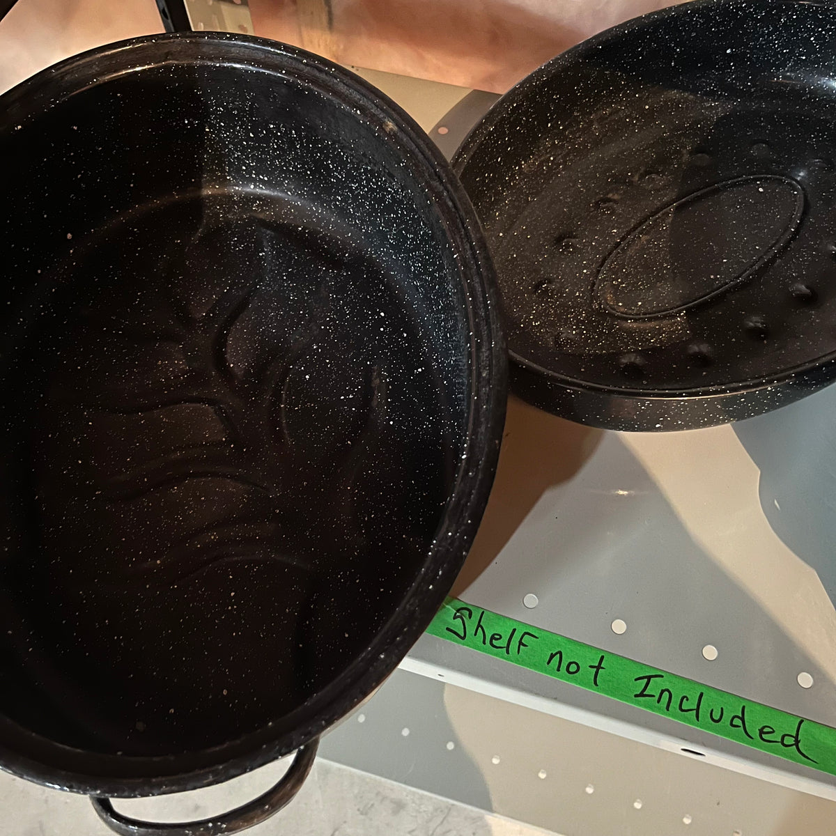 Y324 Pot Grouping (canning pot and more, shelf not included)