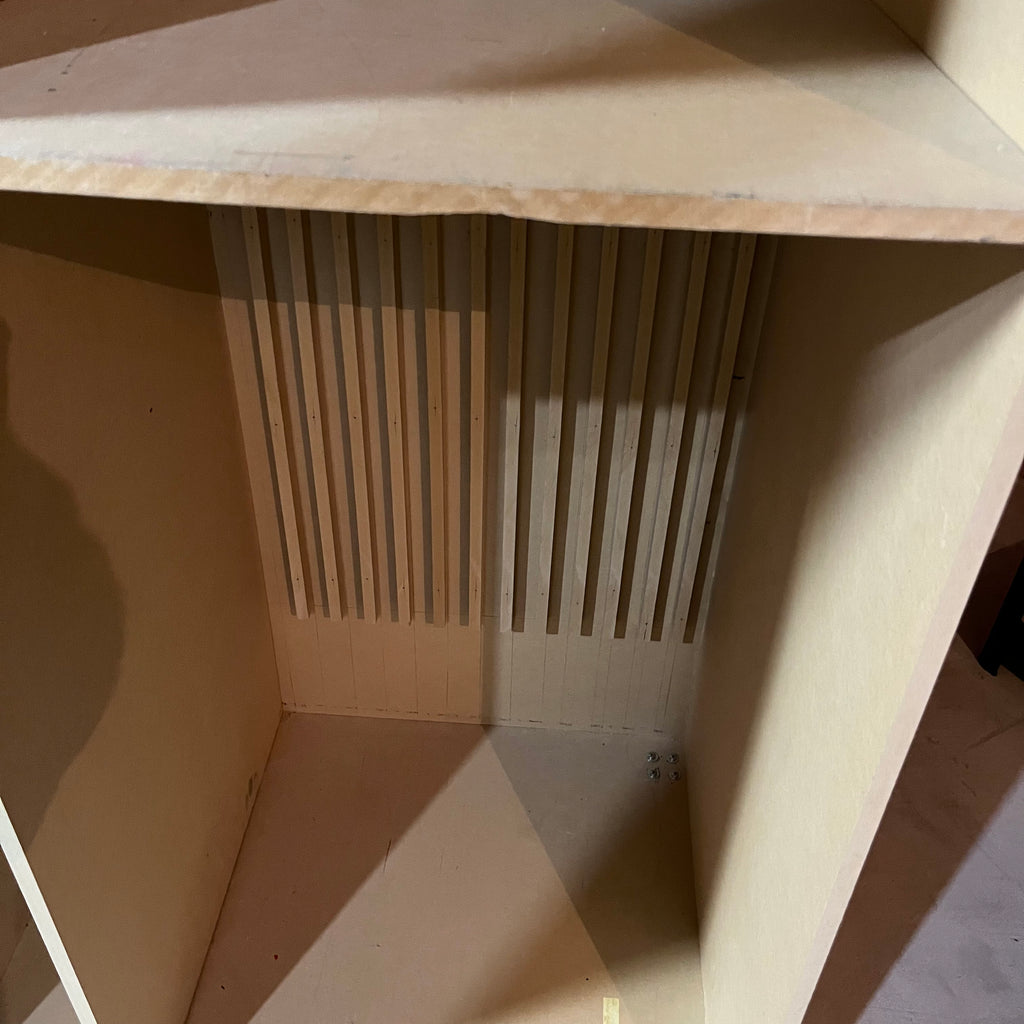 Y329 Modern wooden storage shelf (60" x 28" x 20" )