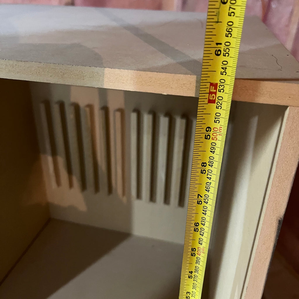 Y329 Modern wooden storage shelf (60" x 28" x 20" )