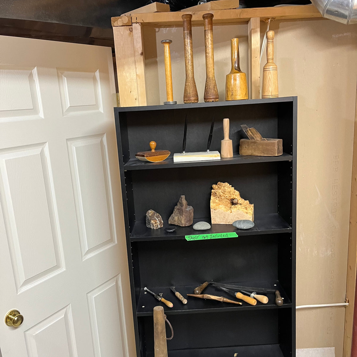 Y330 Antique and vintage Wood and woodworking grouping (Spools and More) ***shelf NOT included