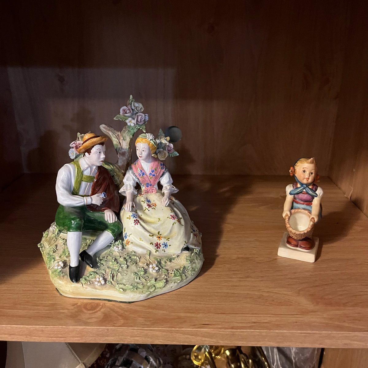 Y344A Vintage figurines grouping