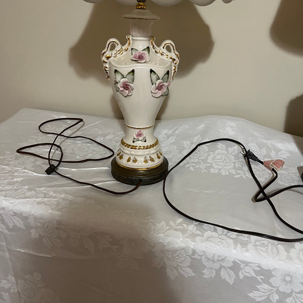 Y348A 2 Table lamps