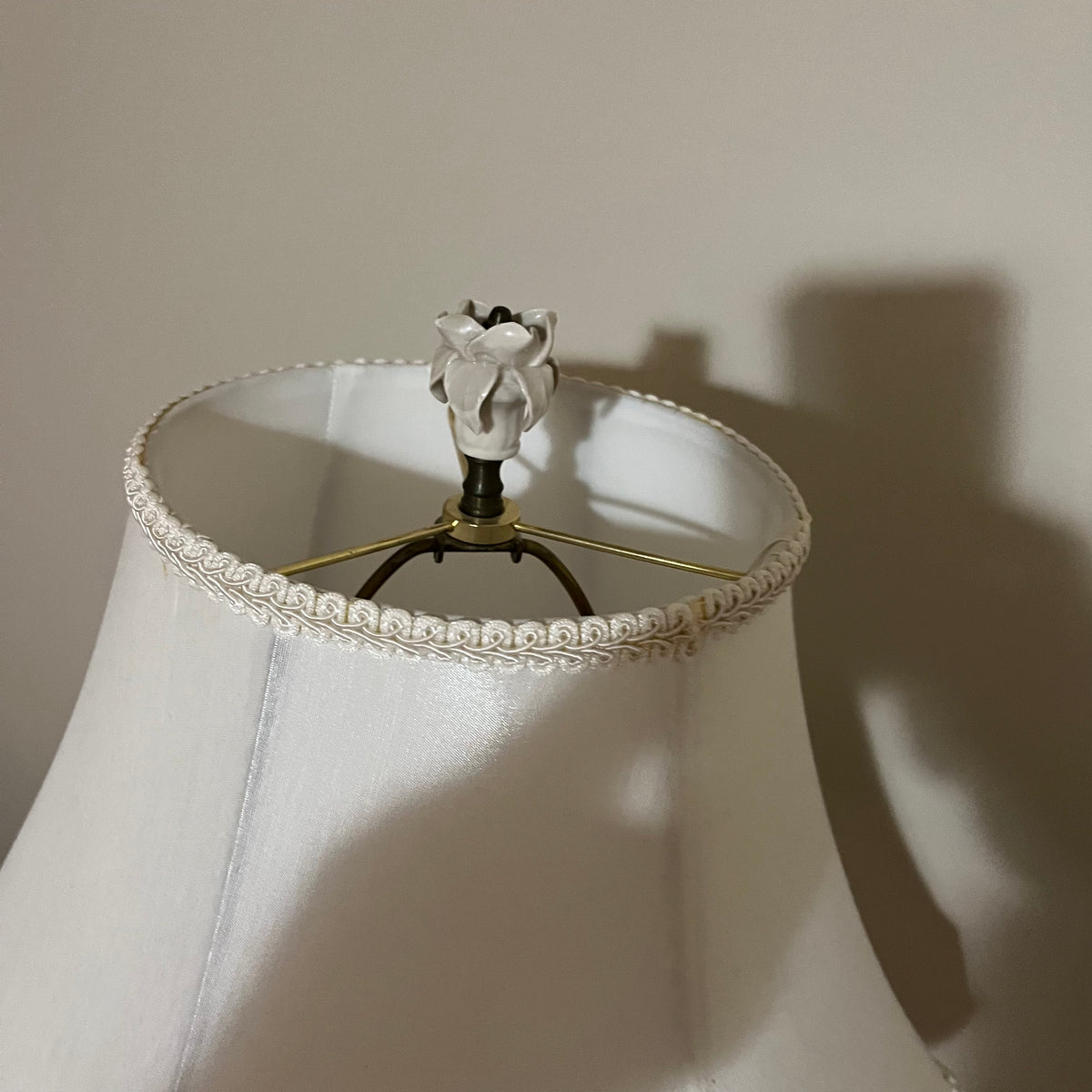 Y348A 2 Table lamps