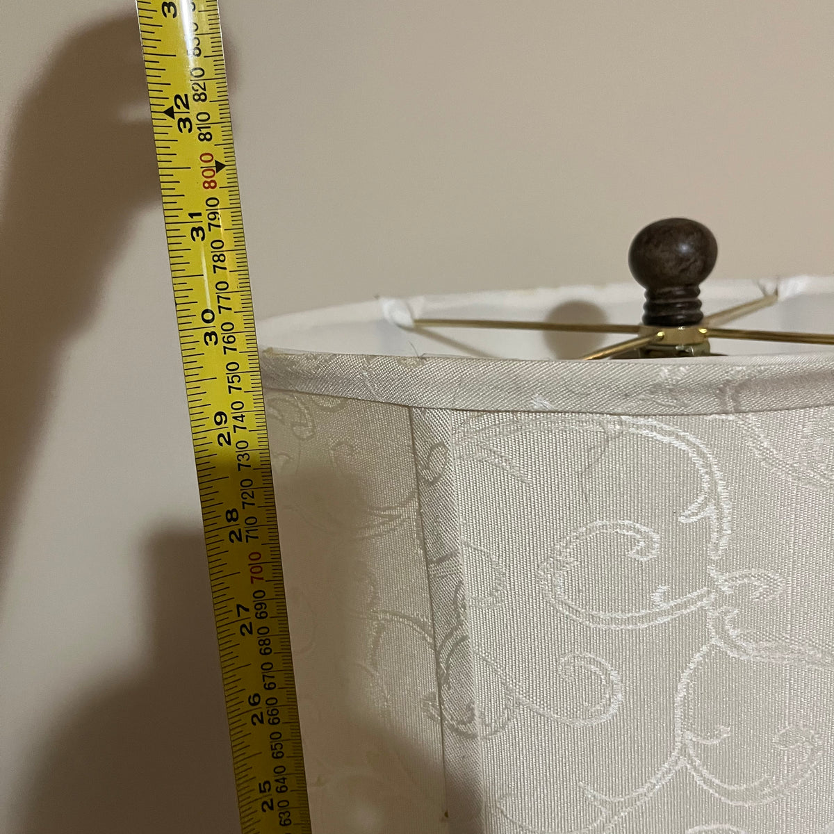 Y348A 2 Table lamps