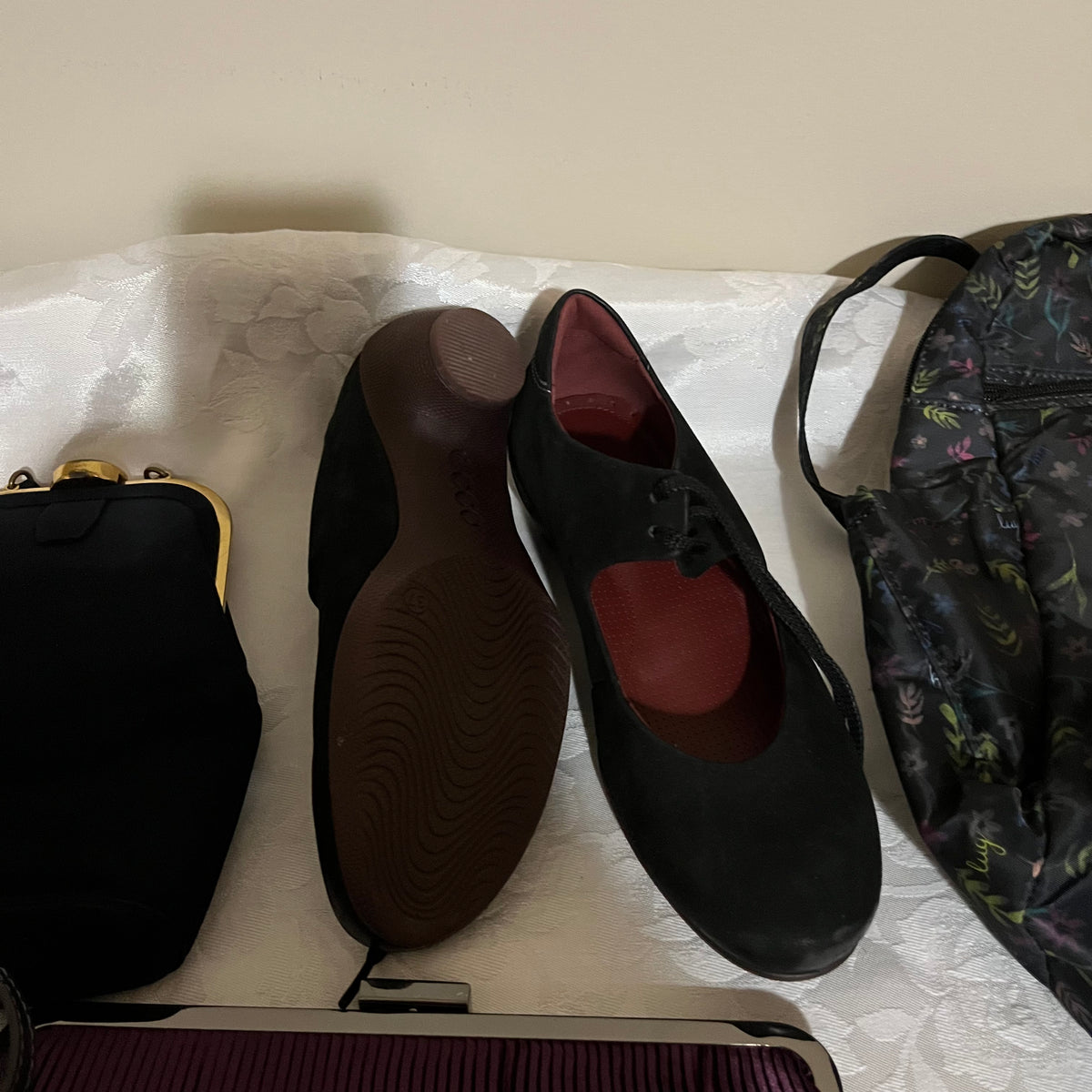 Y355A Size 7 winter boots and more grouping