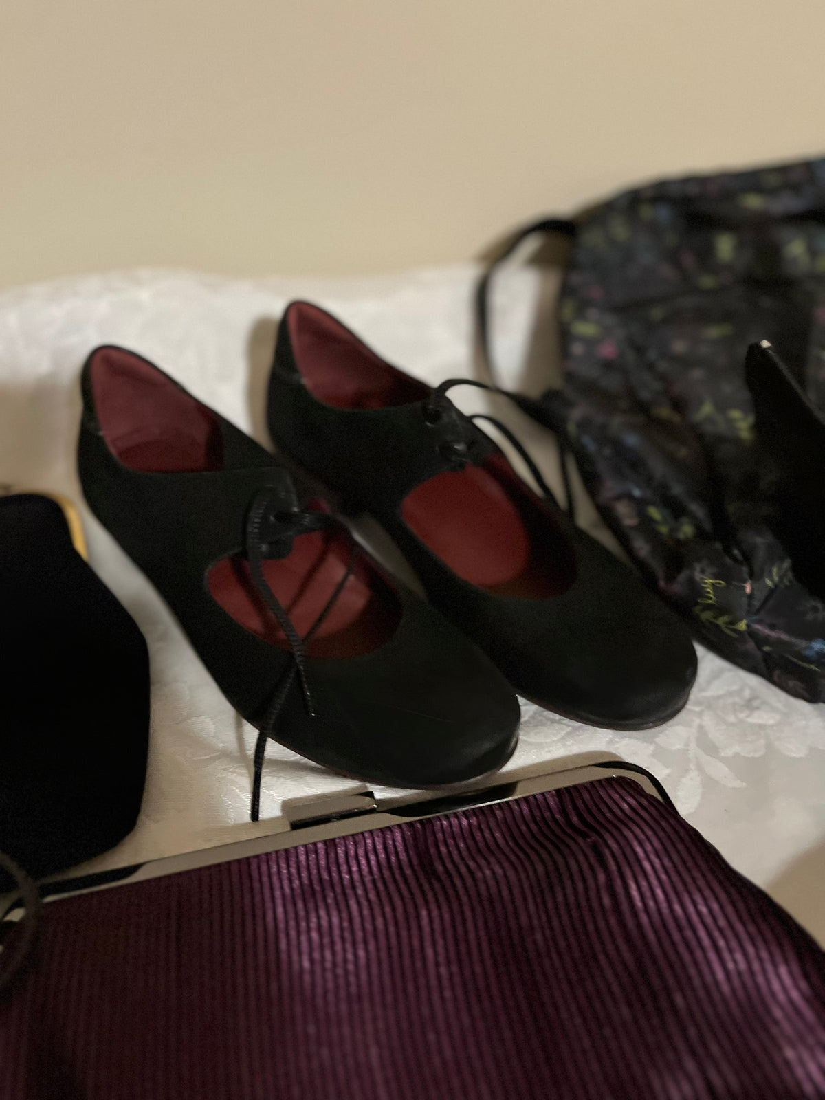 Y355A Size 7 winter boots and more grouping