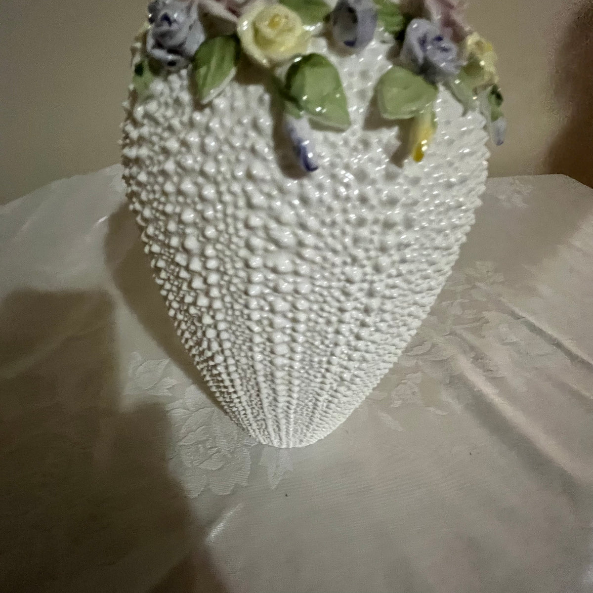 Y358 10" tall 1987 Seymour Mann, Jolie Fleurs Bone China Vase