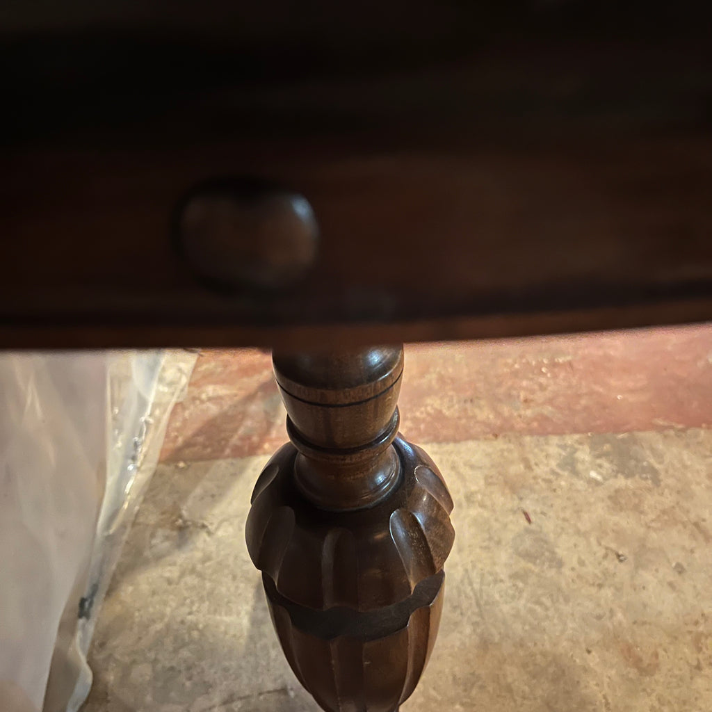 E201 & 304 Beaucraft furniture Solid walnut dining table with 4 Chairs