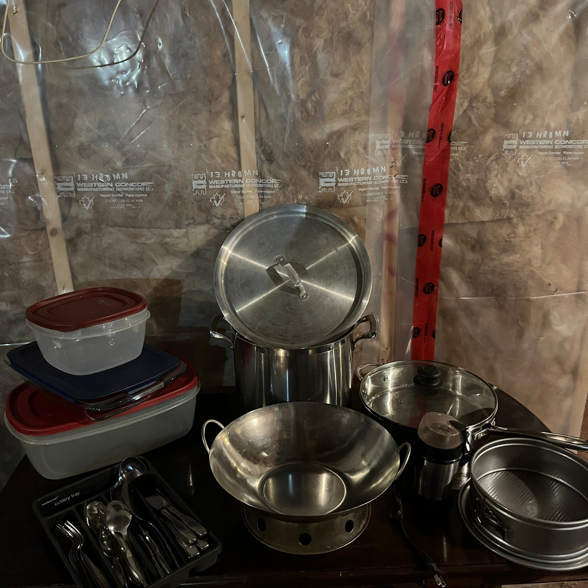 E202 Kitchen grouping (pots and more)
