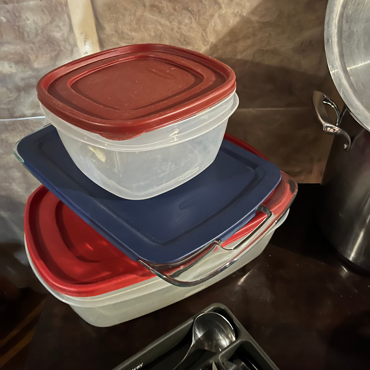 E202 Kitchen grouping (pots and more)