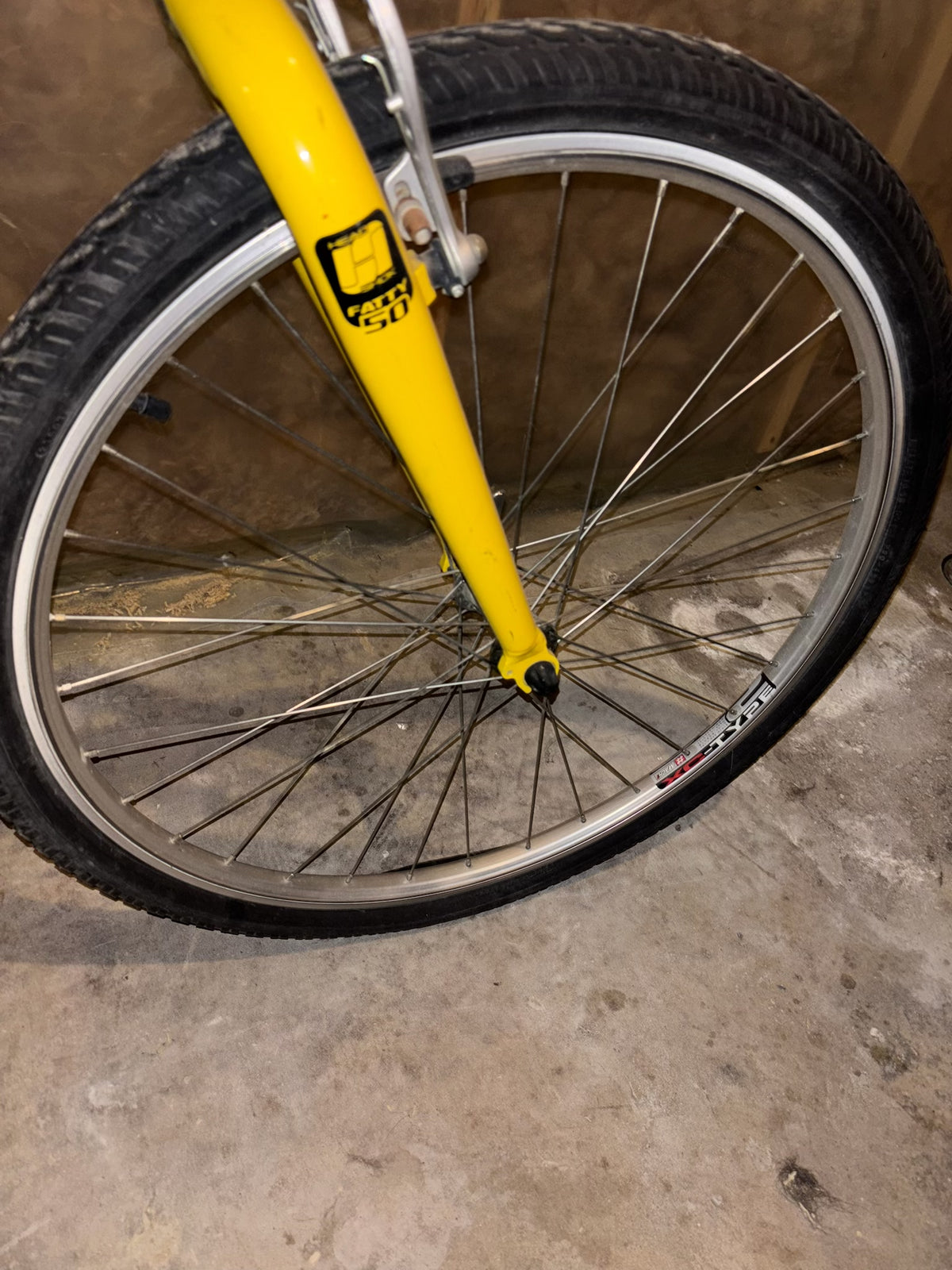 E301 Cannondale Daytripper bike