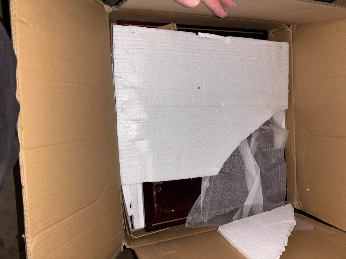 E302 Mahogany pet stair (new in box)