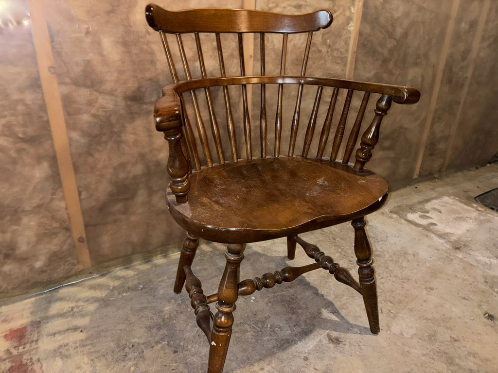 E303 Single vintage solid wood chair