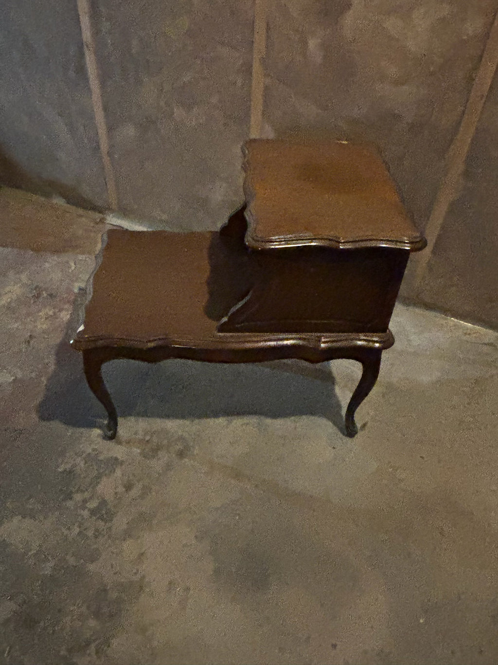 E307 as is Vintage solid wood end table (26" x 17" x 28"