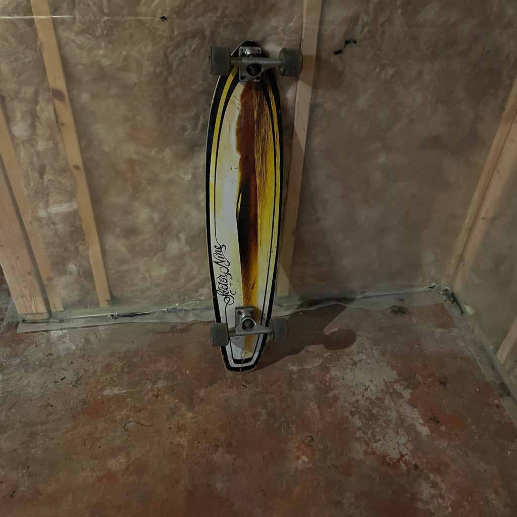 E203 Skateboard