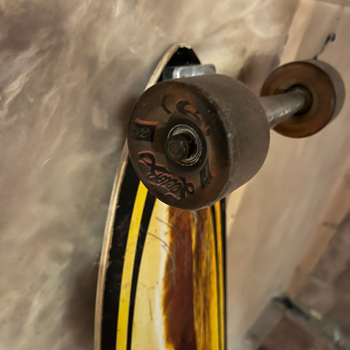 E203 Skateboard