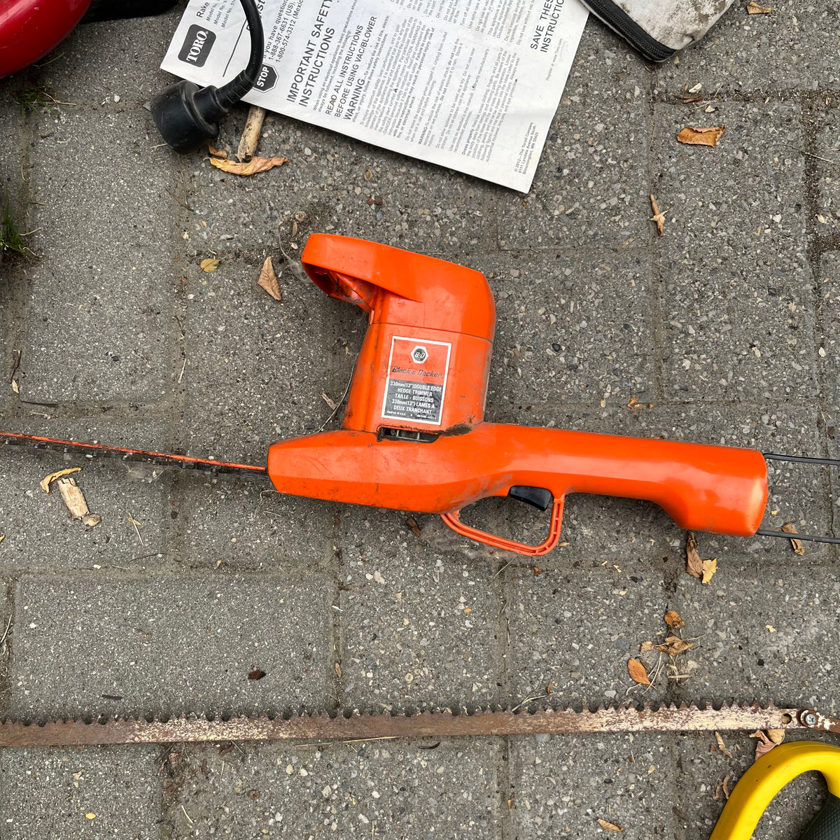 E209 Garage grouping (pressure washer and more)