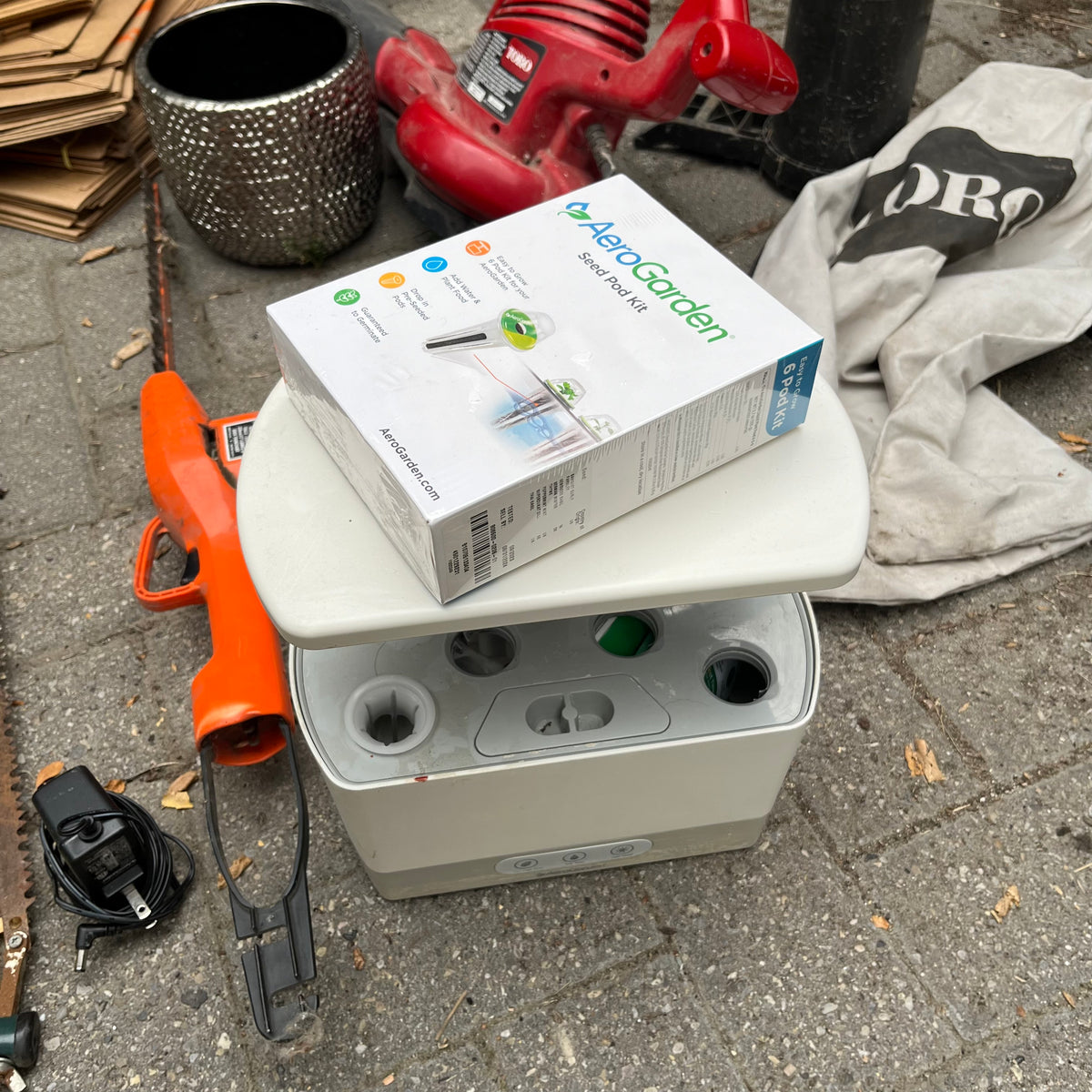 E209 Garage grouping (pressure washer and more)
