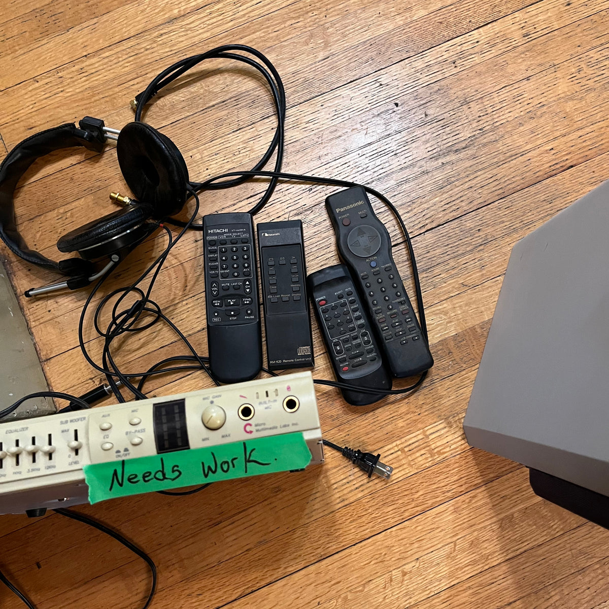 E338 As is Electronics grouping