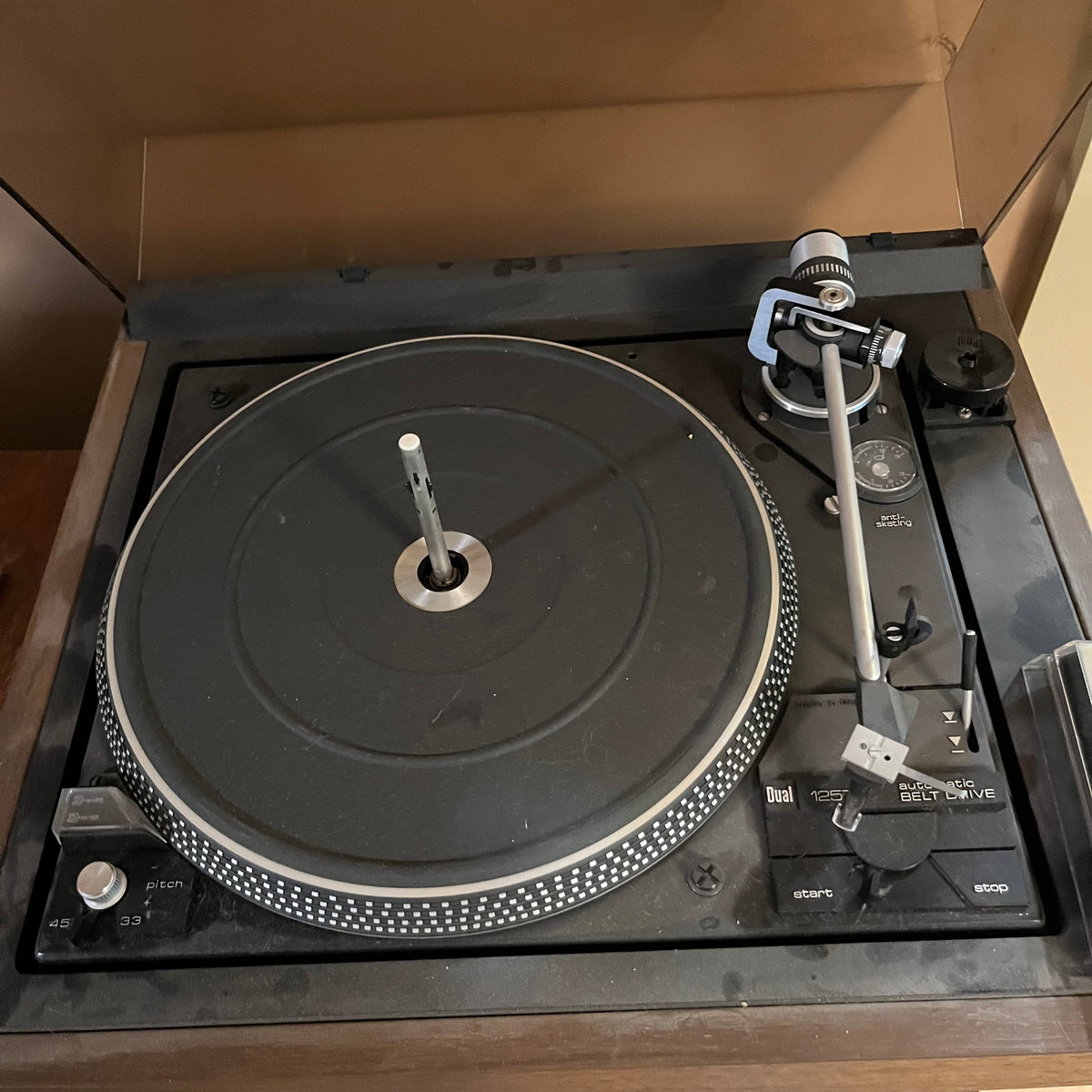 E339 As is record player and DJ system