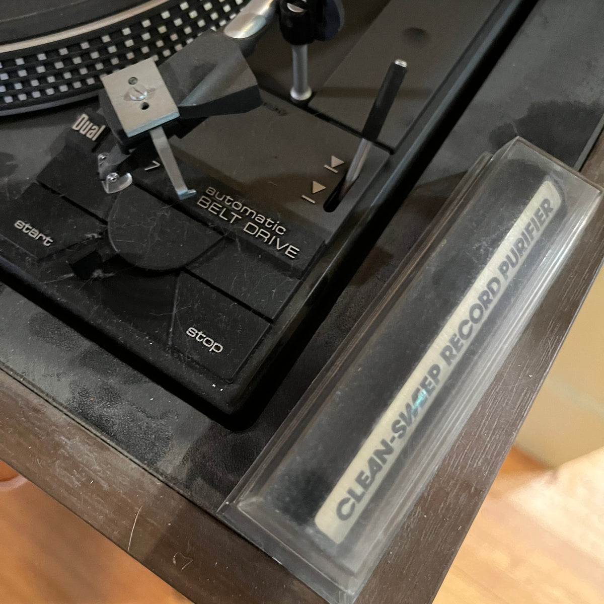E339 As is record player and DJ system