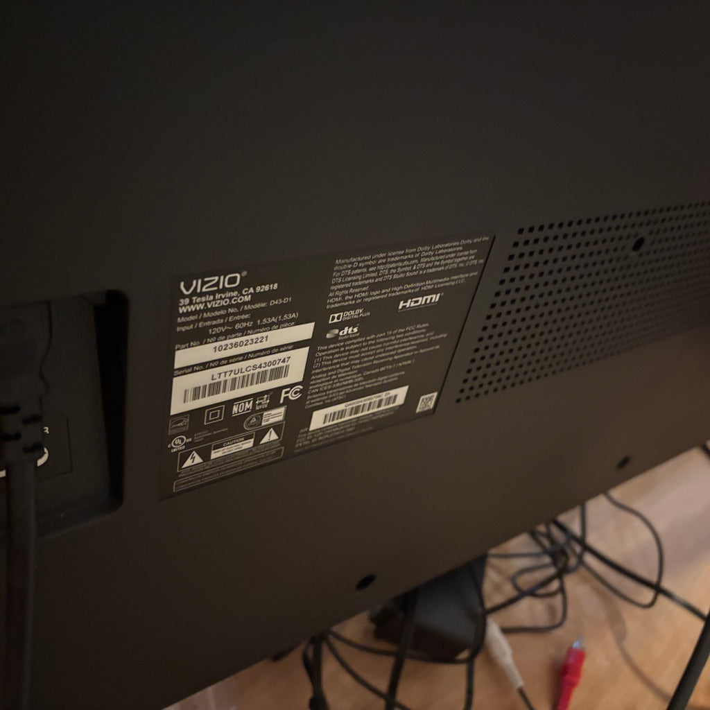 Y121 43” Vizio smart TV (2016)