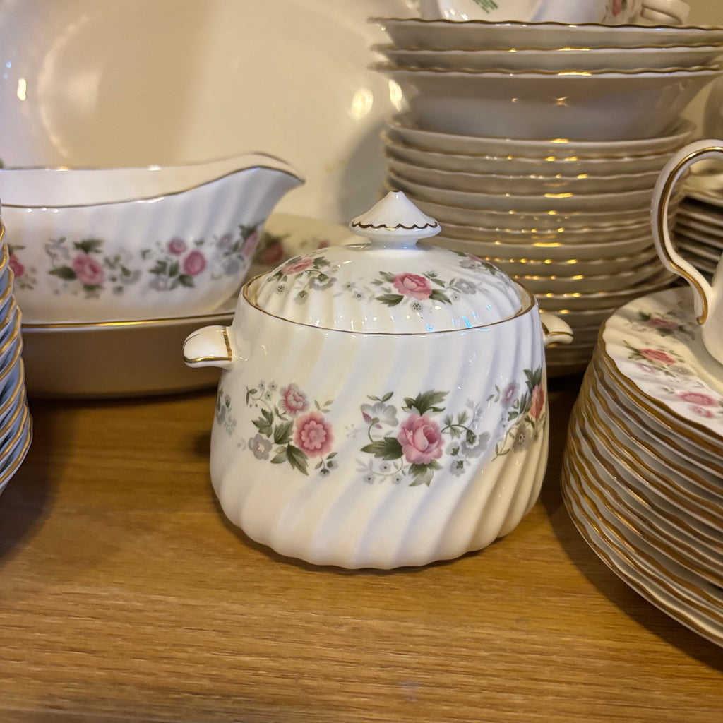 Y125 88 Piece Vintage Minton Spring Bouquet china grouping