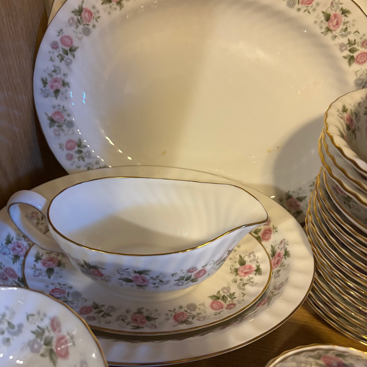 Y125 88 Piece Vintage Minton Spring Bouquet china grouping