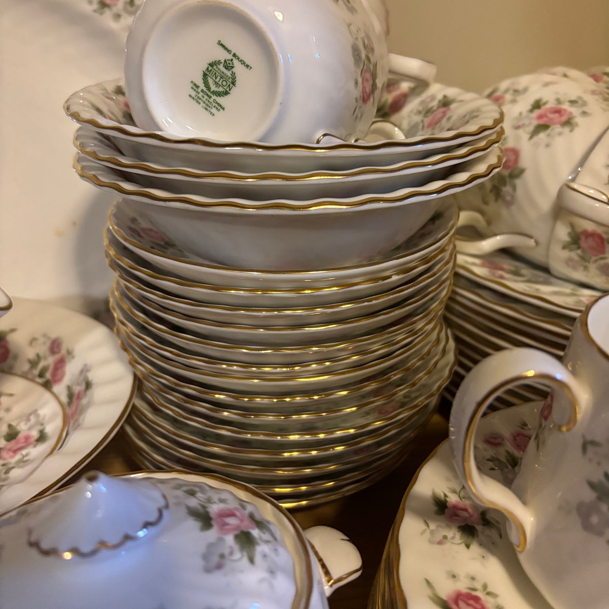 Y125 88 Piece Vintage Minton Spring Bouquet china grouping