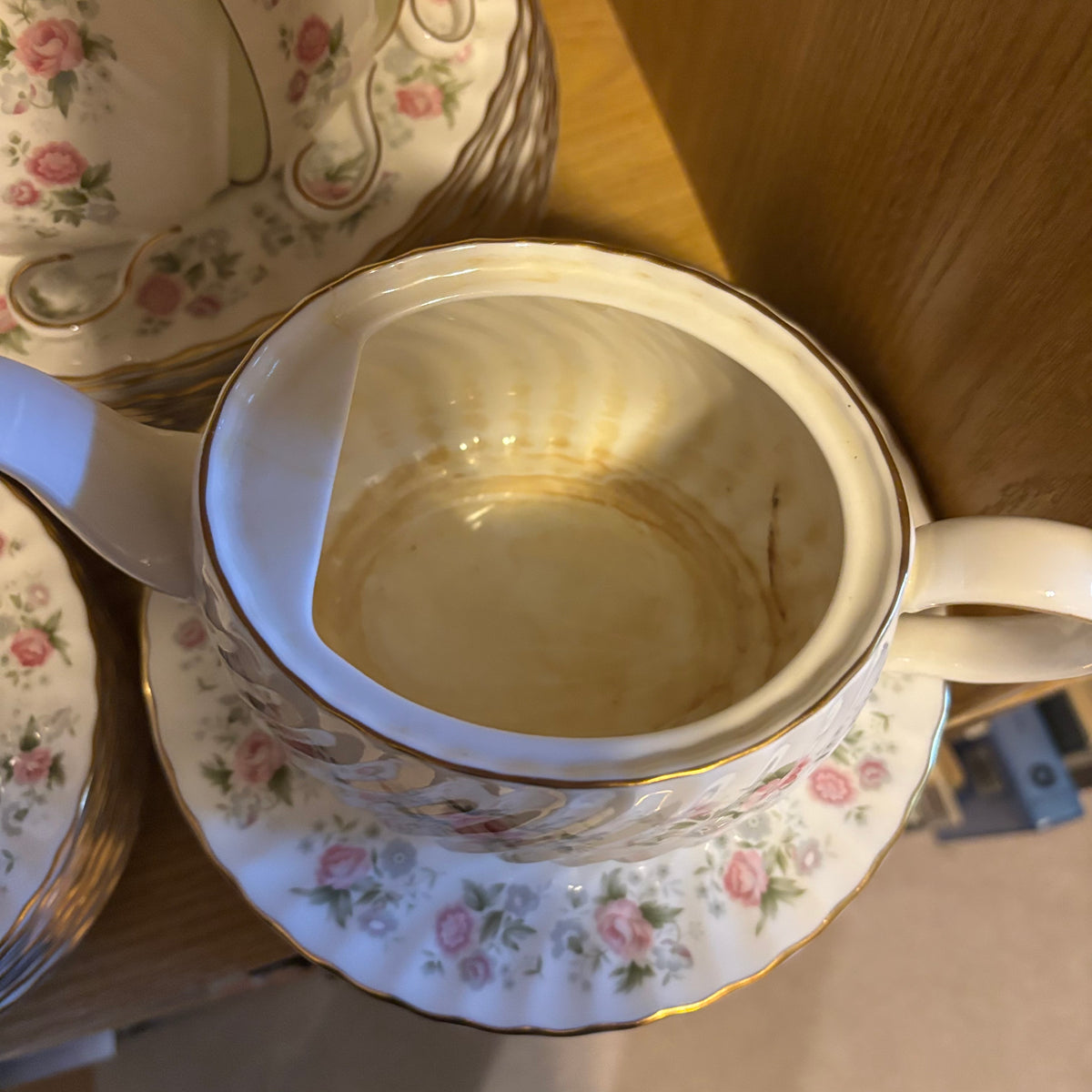 Y125 88 Piece Vintage Minton Spring Bouquet china grouping