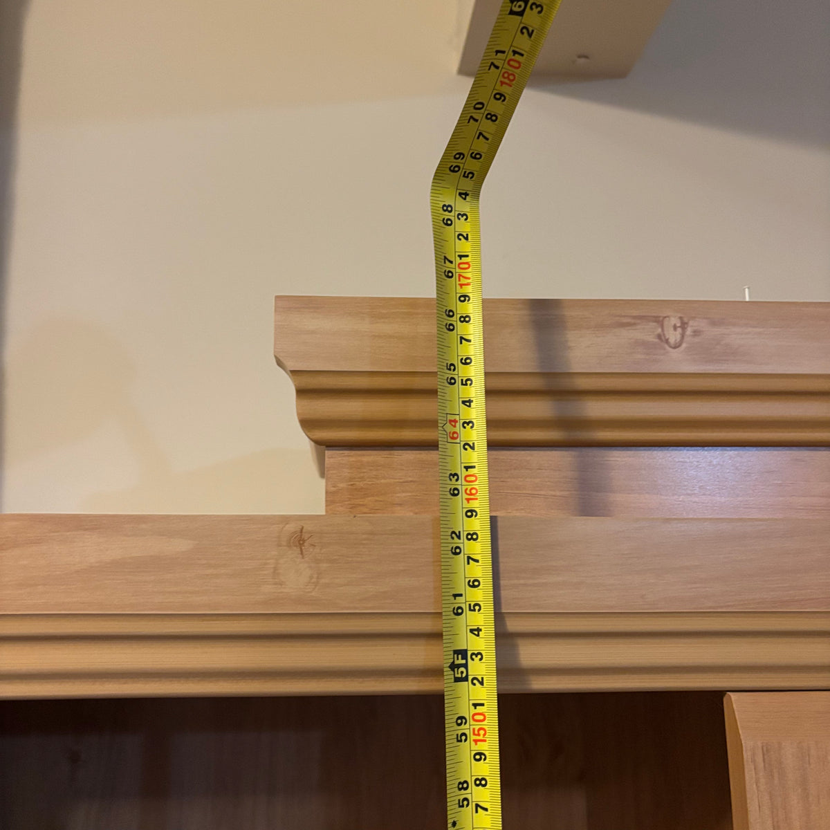 Y126 4 Piece Pine entertainment centre