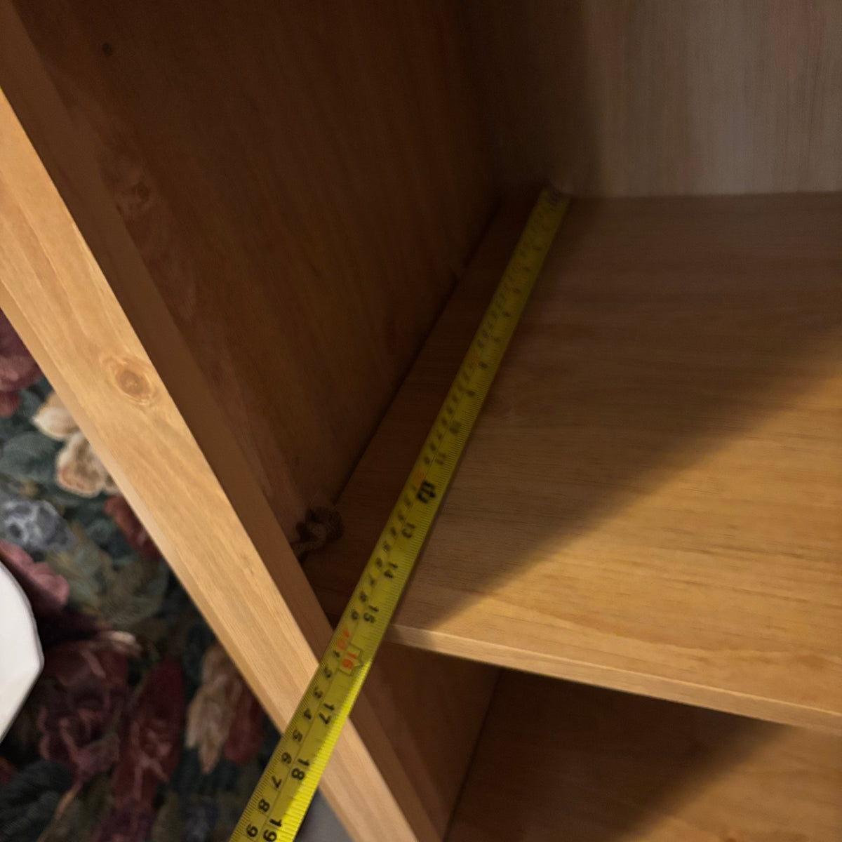 Y126 4 Piece Pine entertainment centre