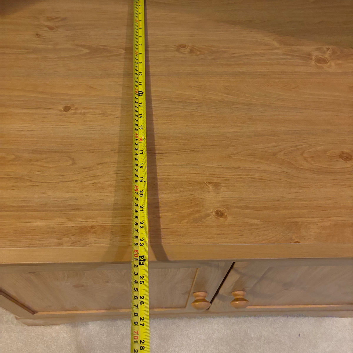 Y126 4 Piece Pine entertainment centre