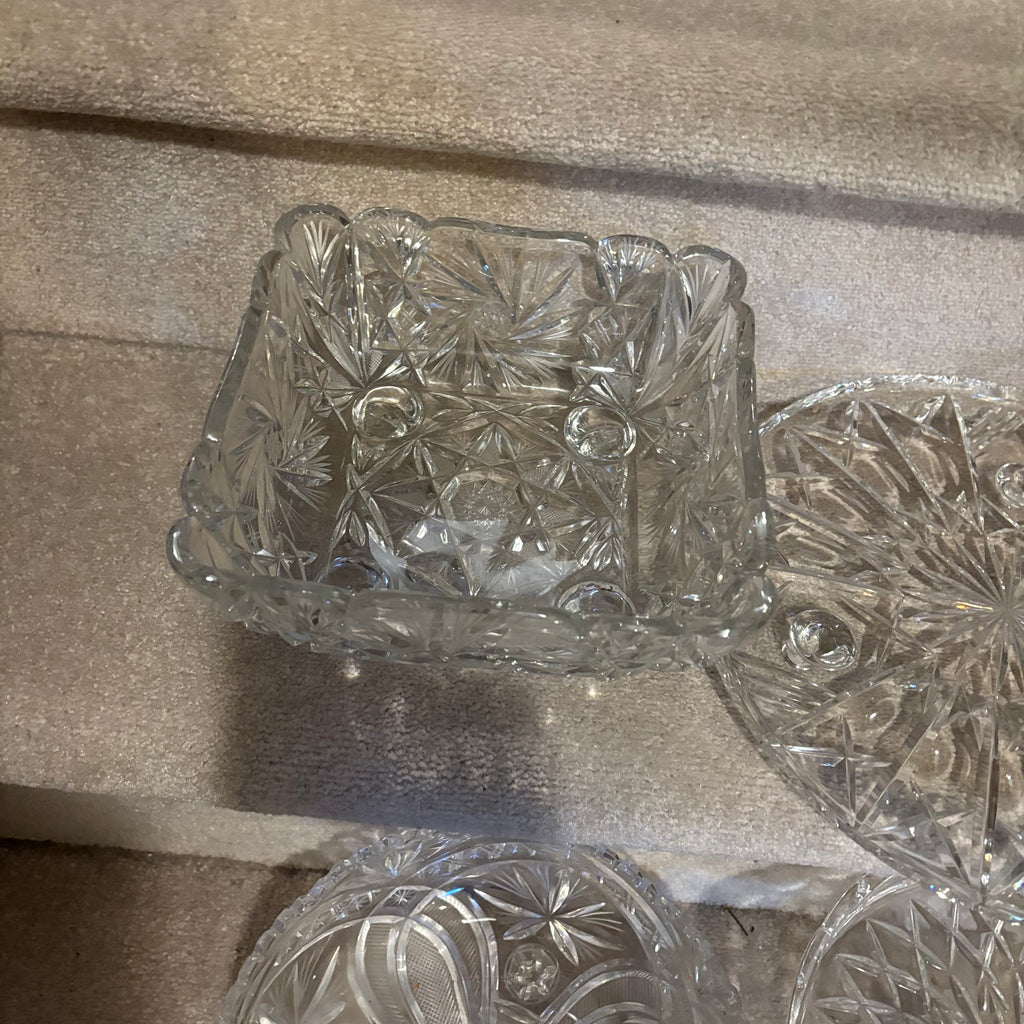 Y128 Vintage Crystal Grouping