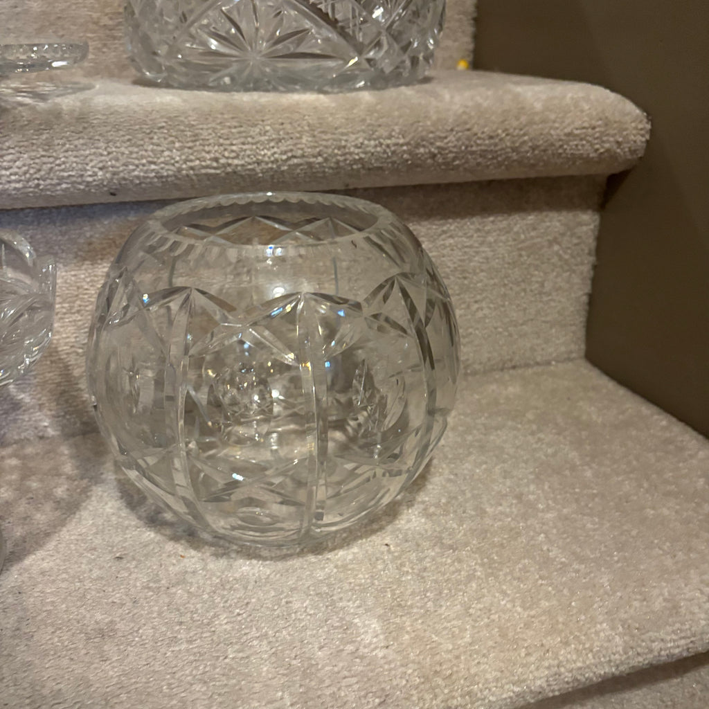 Y128 Vintage Crystal Grouping