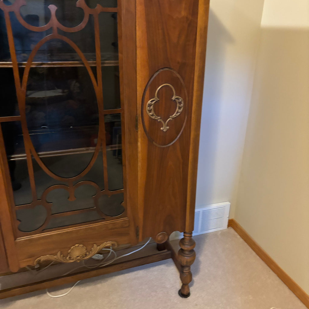 Y132 Vintage solid wood curio cabinet (57” x 40” x 15”)