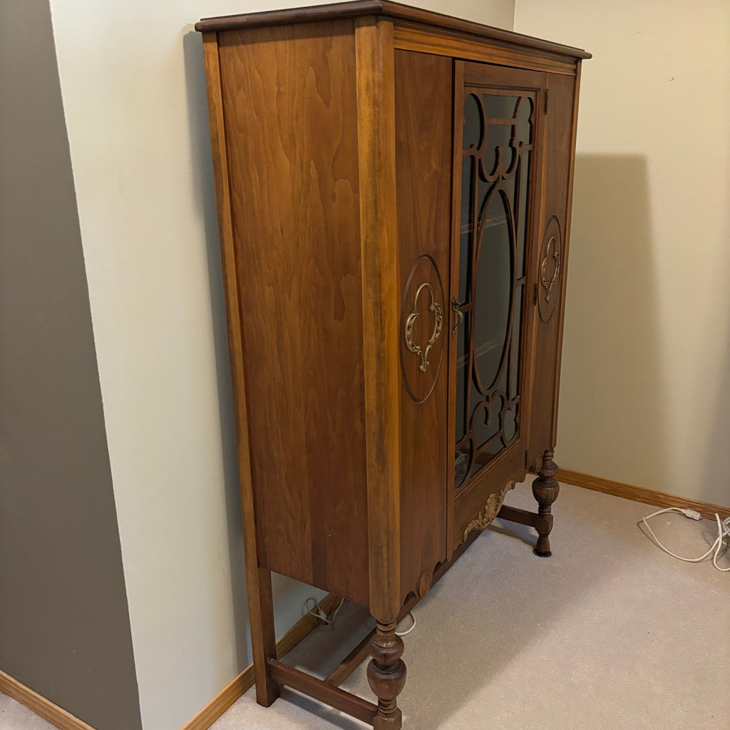 Y132 Vintage solid wood curio cabinet (57” x 40” x 15”)