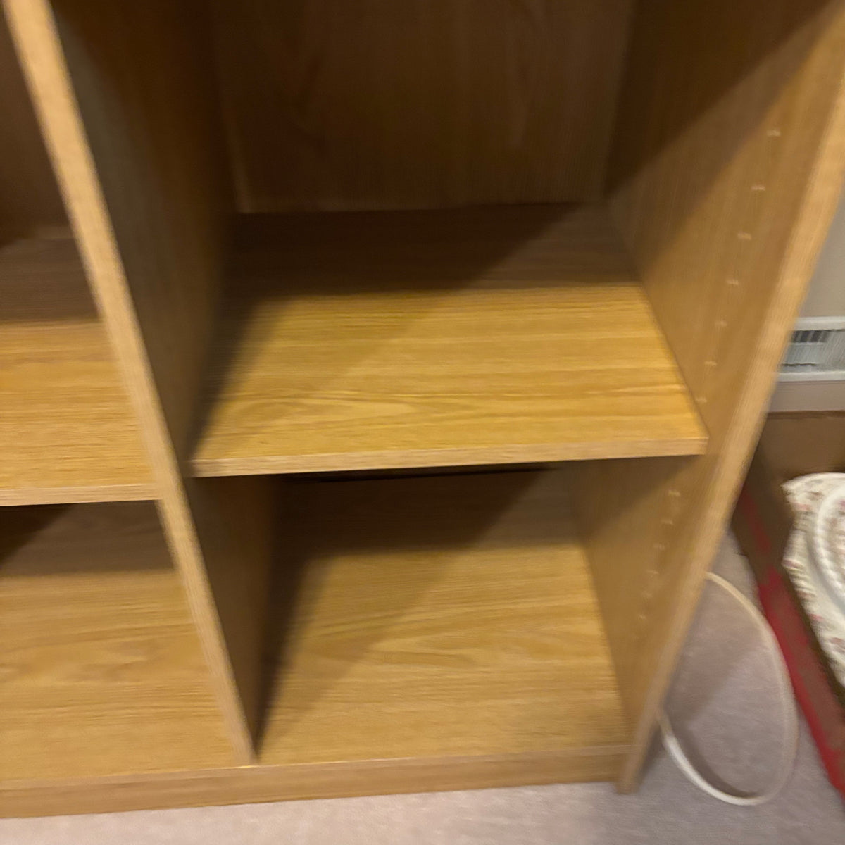Y133 Light wood coloured entertainment unit (49" x 71" x 15")
