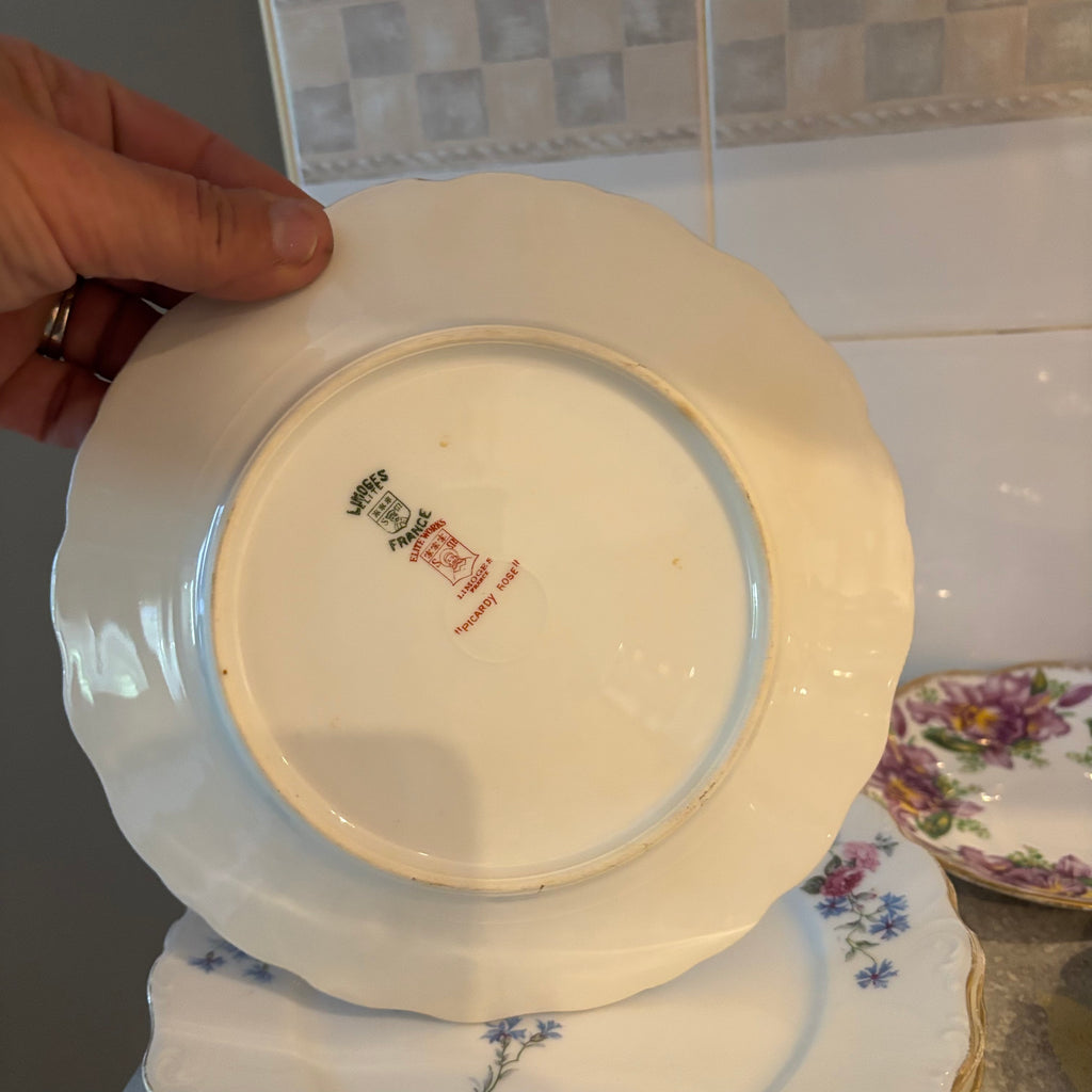 Y135 Assorted China Grouping (Royal Albert, Delphine, and more)