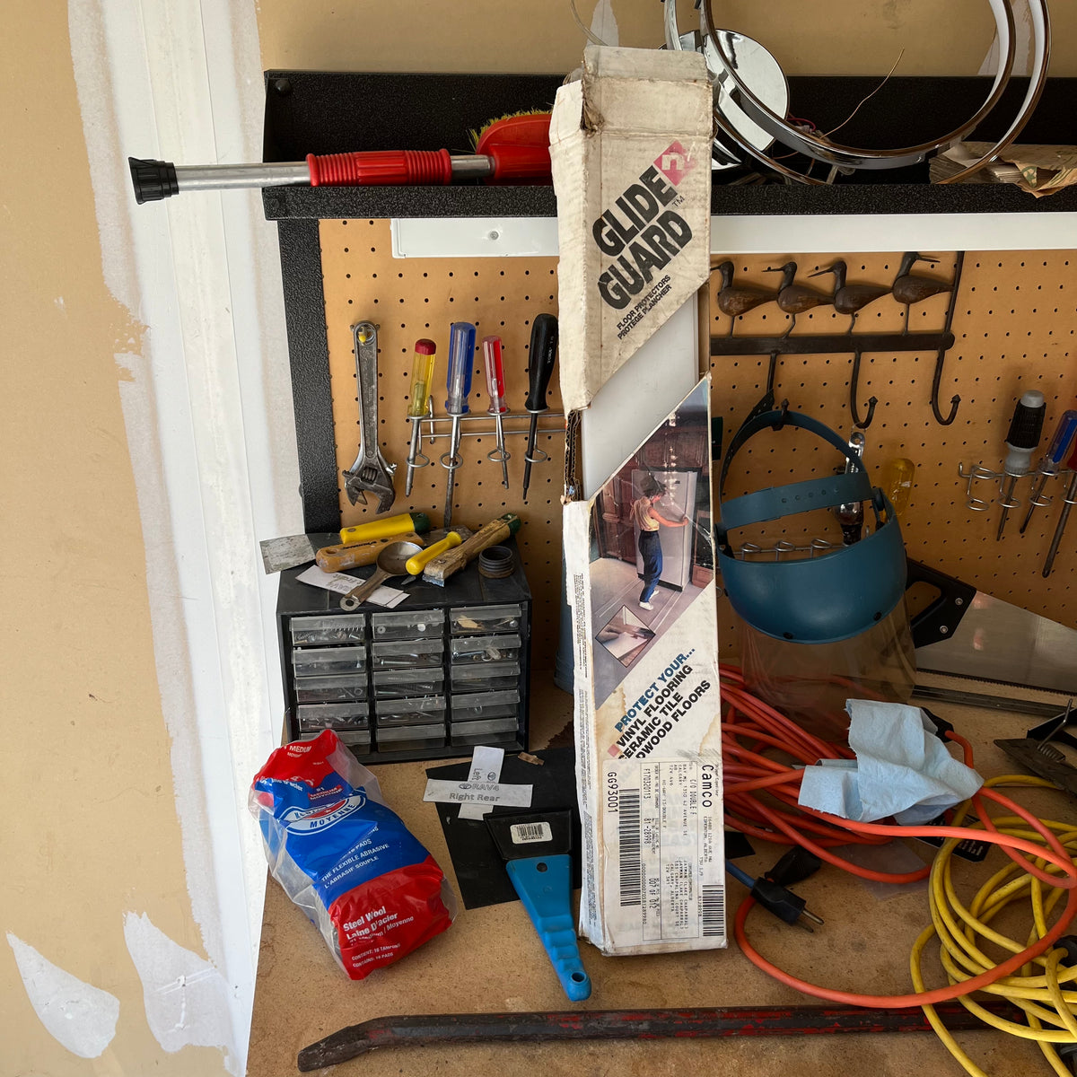 Y336 Garage Grouping (workbench and more)