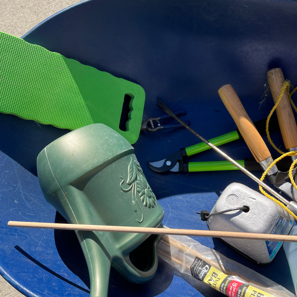 Y338 Garage Grouping (buckets, brooms and more)