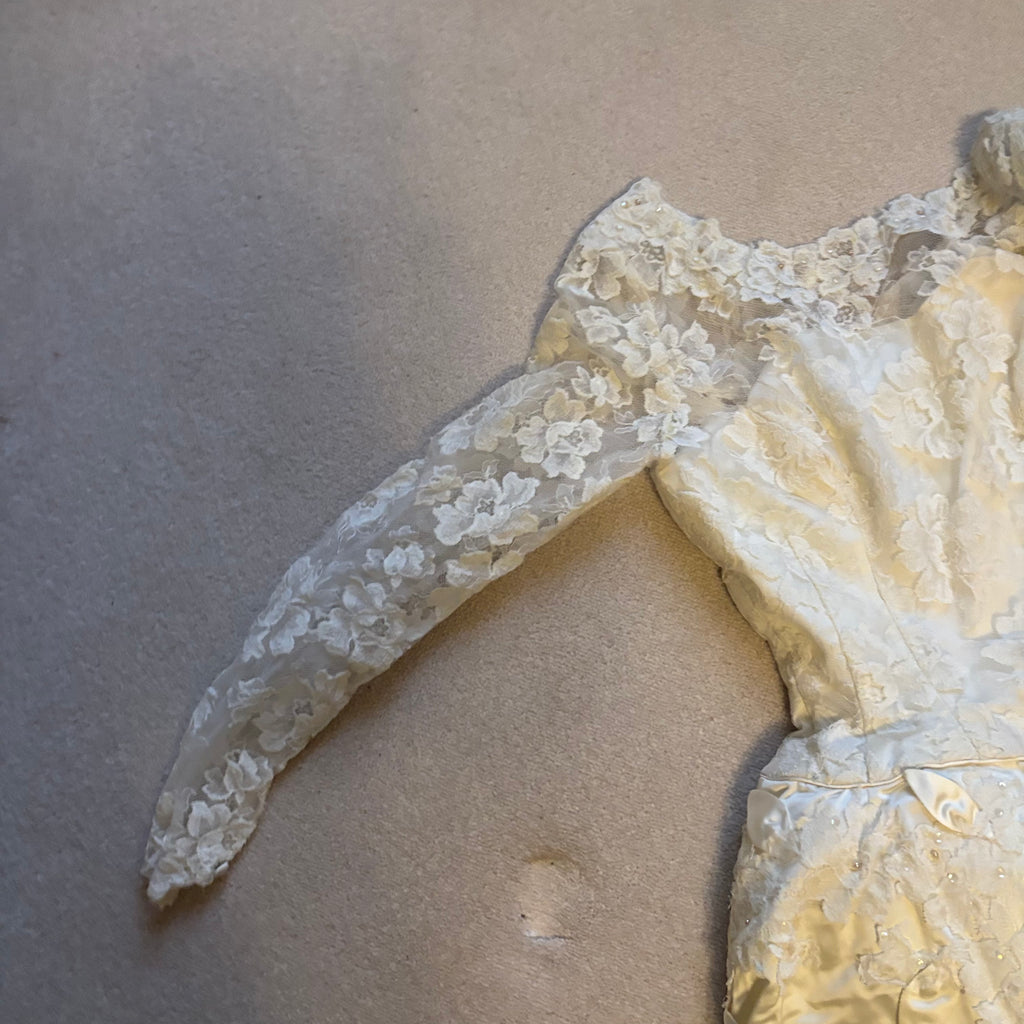 Y142 Vintage wedding dress (extra small)