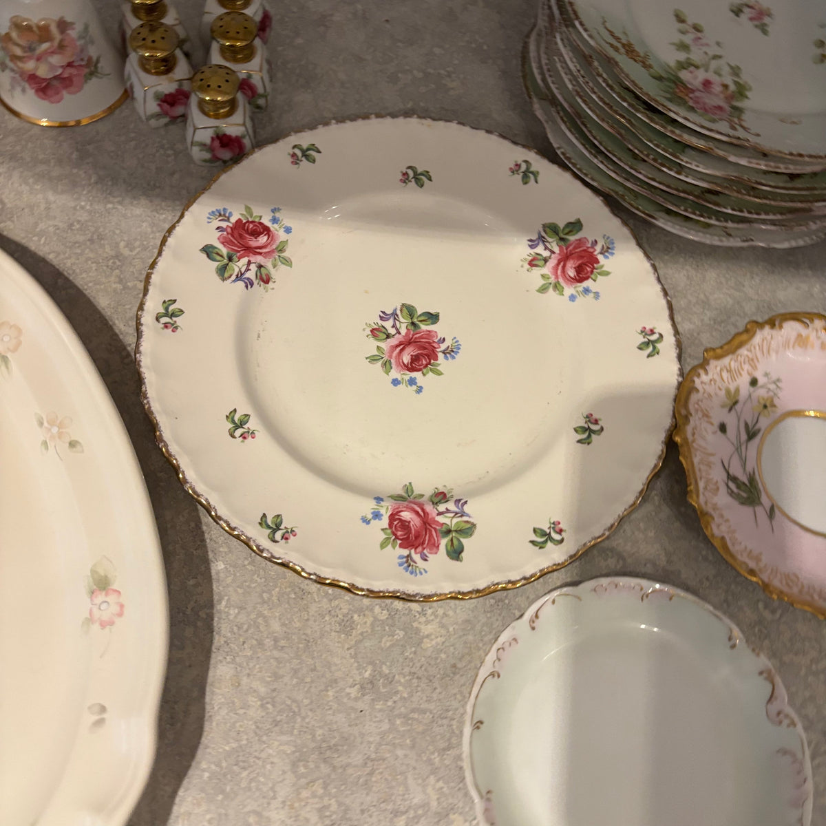 Y146 Vintage China Grouping (assorted plates and more)