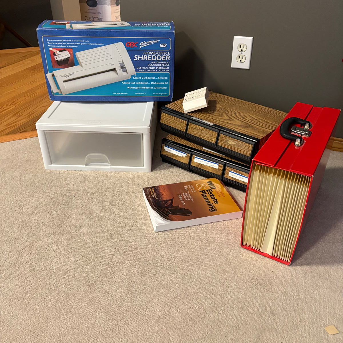 Y151 Office Grouping (cassette storage cases and more)