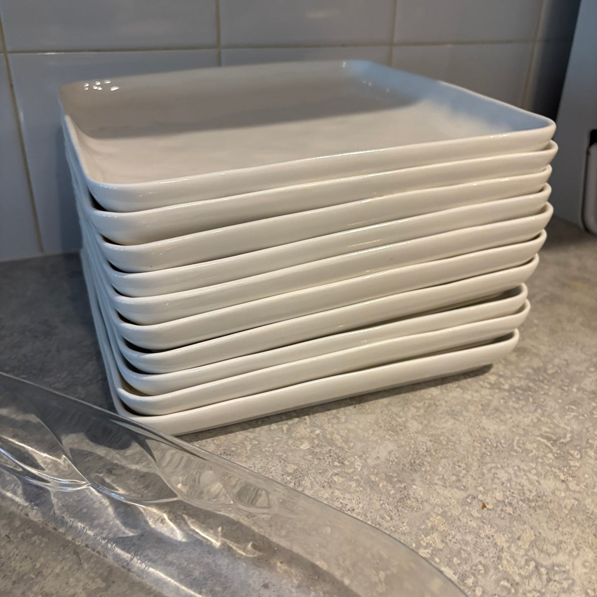 Y152 Kitchen Grouping (square plates )