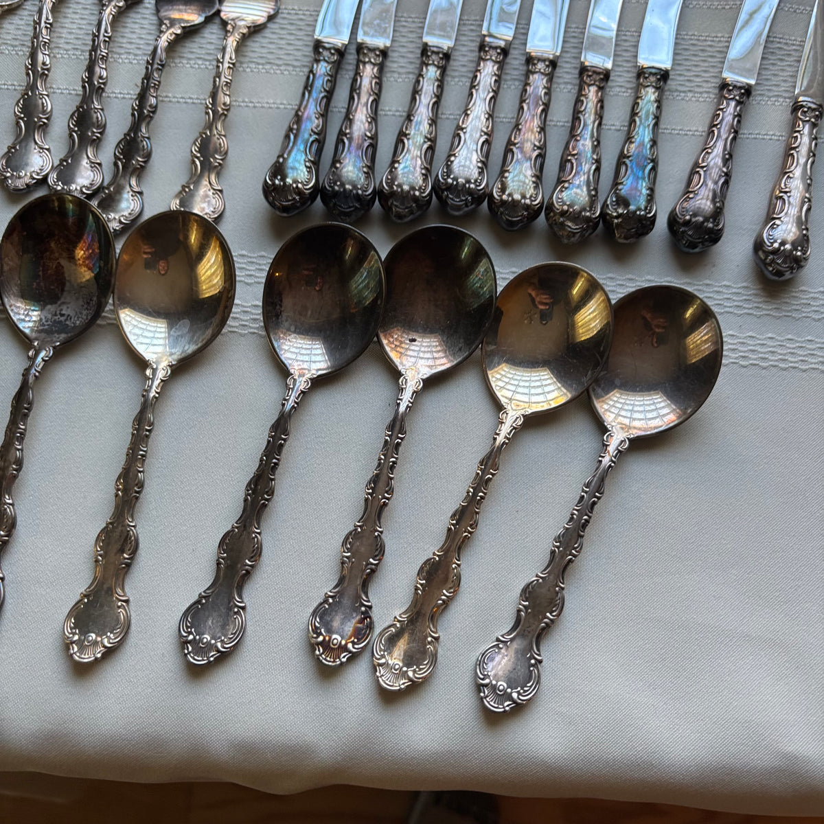 Y153 Vintage Birks "Louis de France" Regency Plate Flatware (67 pieces)